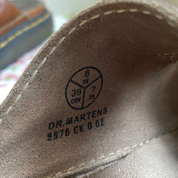 Vintage Doc Martens Platform Slides, size 6 - Picture 6 of 6